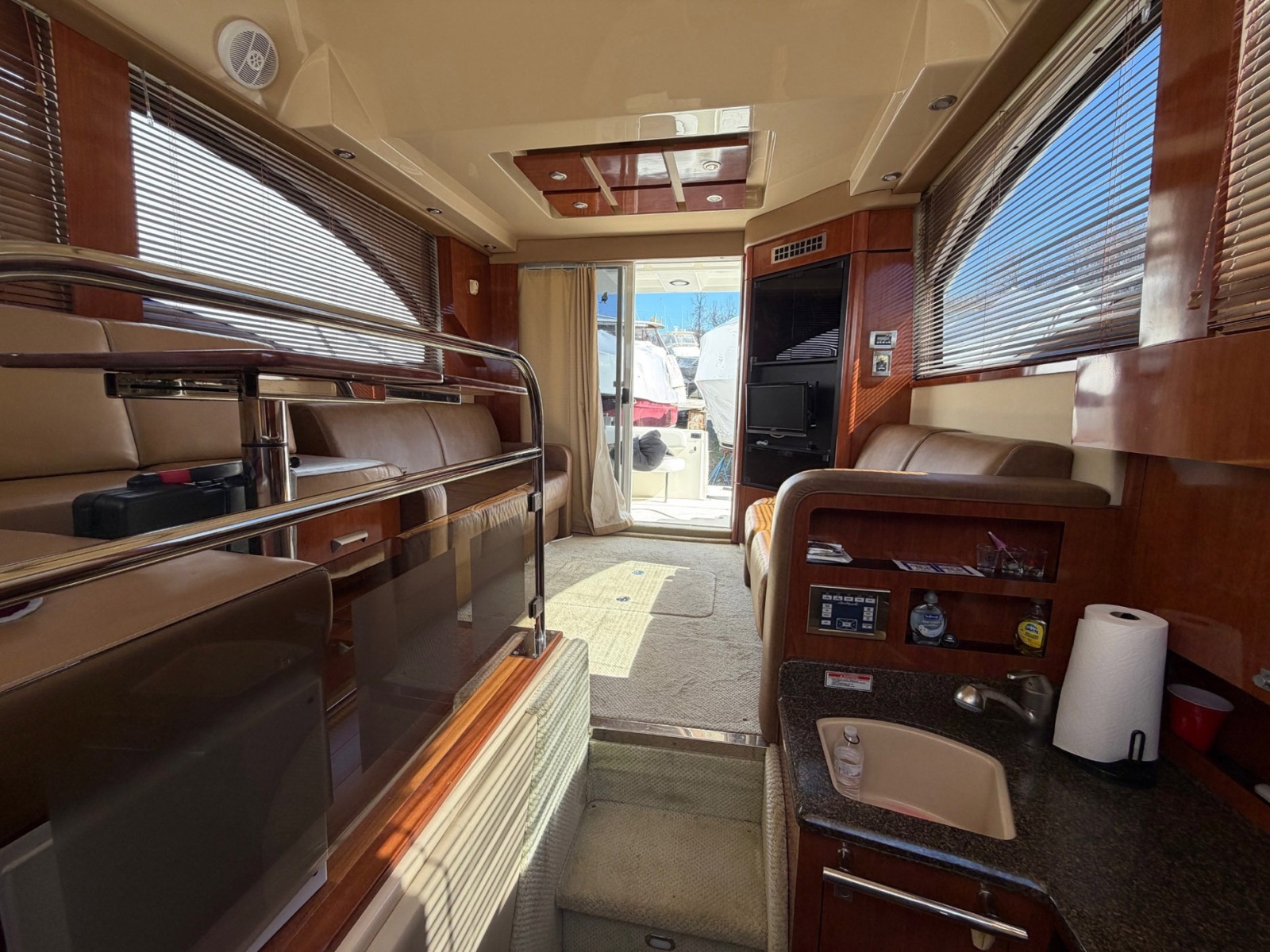 36' 2007 Sea Ray Sedan Bridge