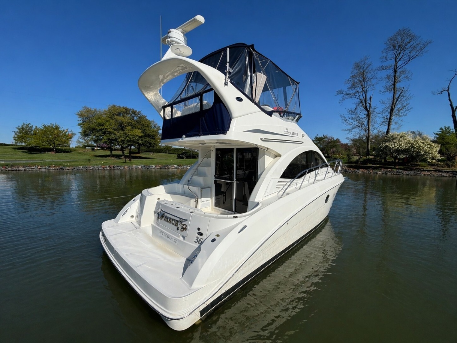 2007 Sea Ray Sedan Bridge