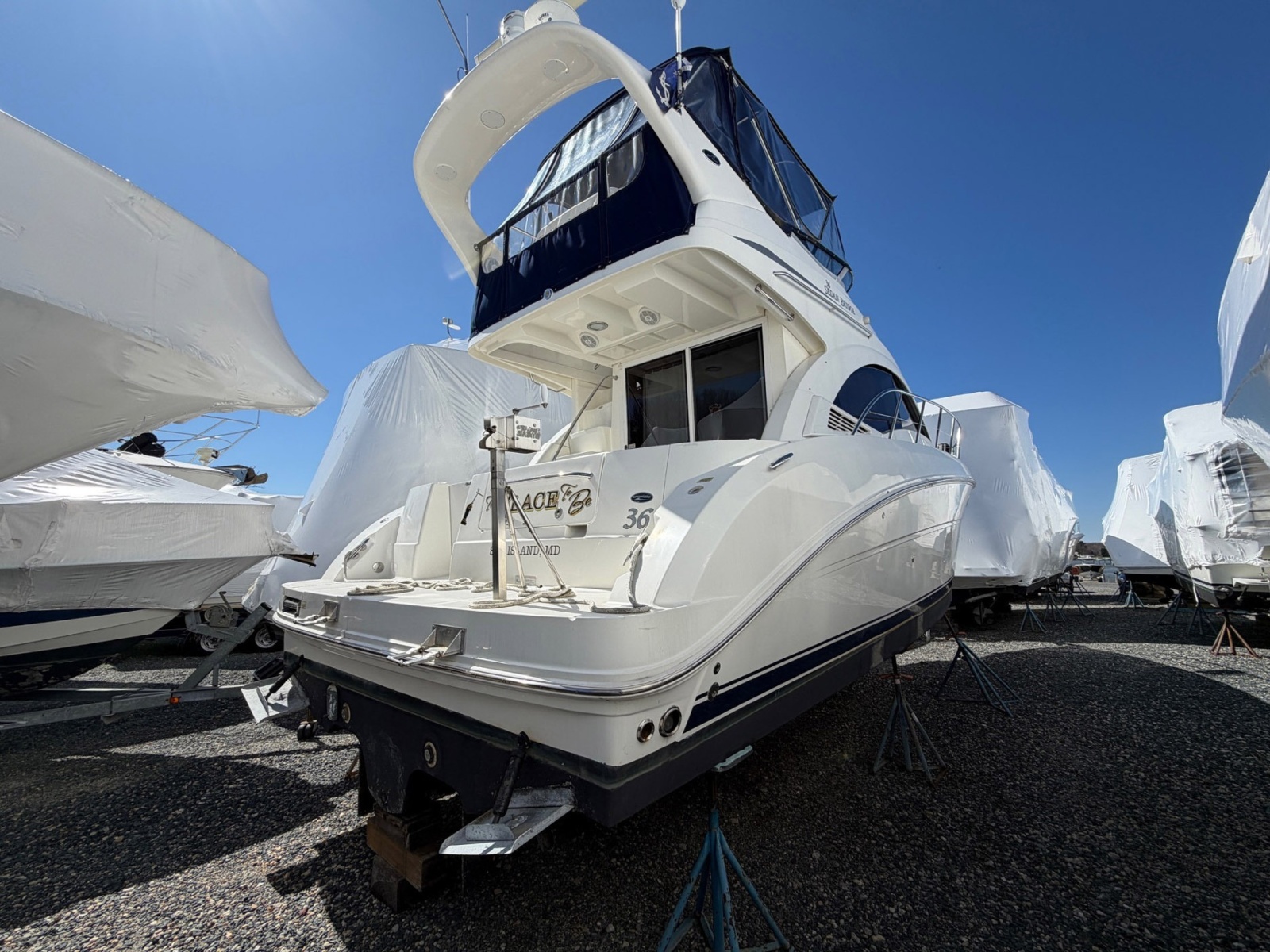 36' 2007 Sea Ray Sedan Bridge