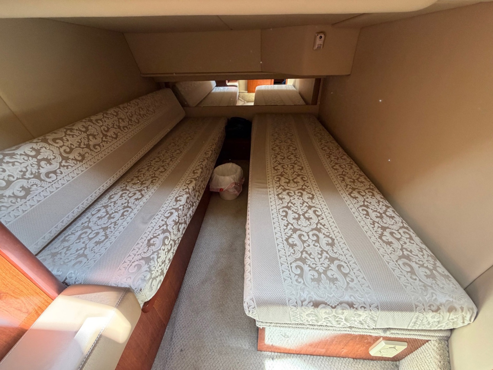 36' 2007 Sea Ray Sedan Bridge