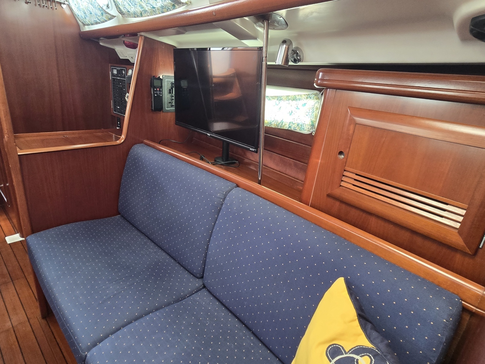 Ho onalu 42ft Beneteau Yacht For Sale