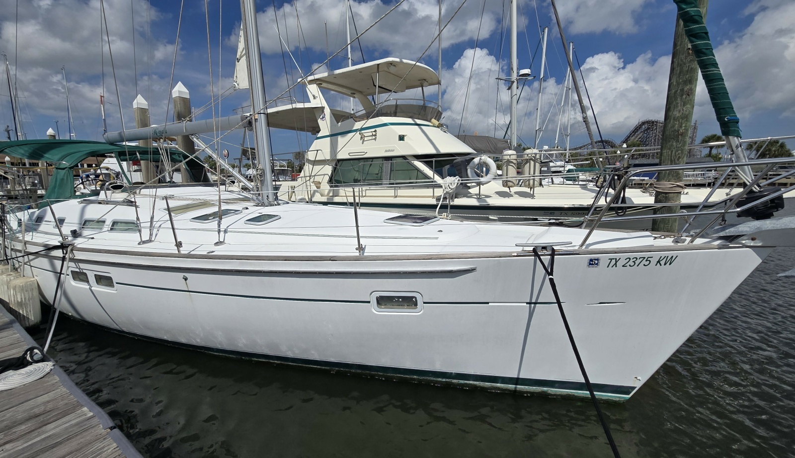 Ho onalu 42ft Beneteau Yacht For Sale
