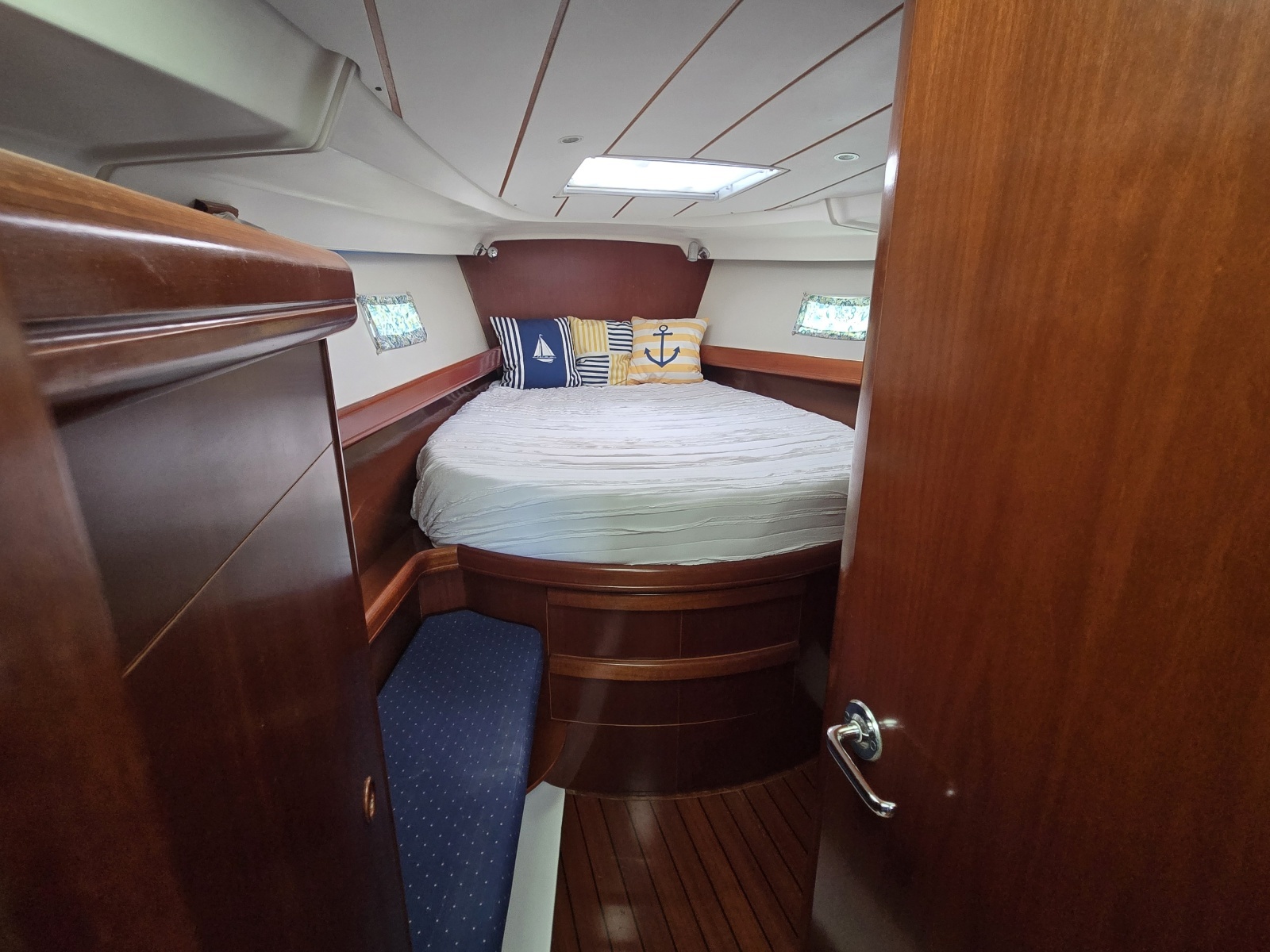 Ho onalu 42ft Beneteau Yacht For Sale