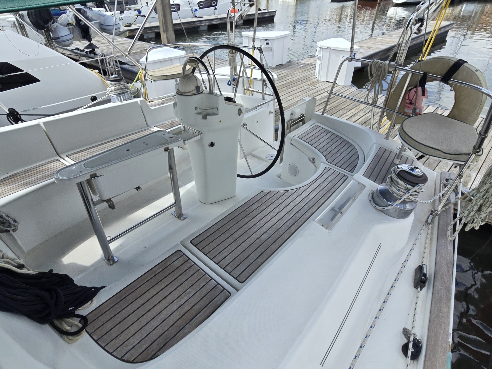 Ho onalu 42ft Beneteau Yacht For Sale