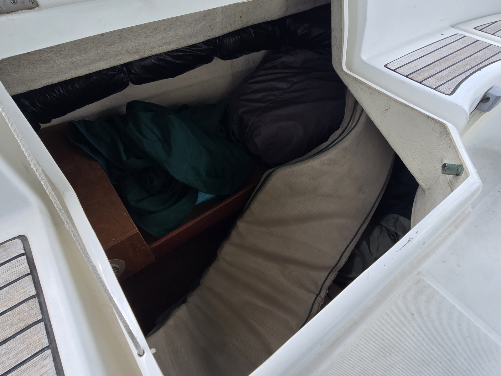 Ho onalu 42ft Beneteau Yacht For Sale