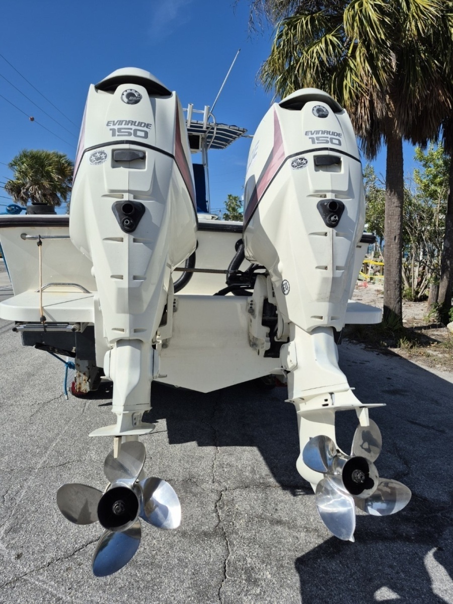 26ft Mako Yacht For Sale