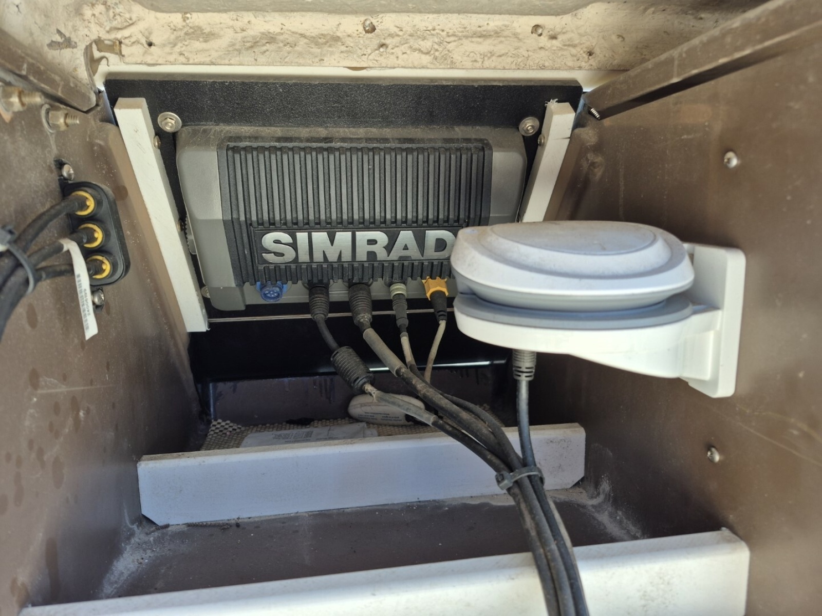 26ft Mako Yacht For Sale