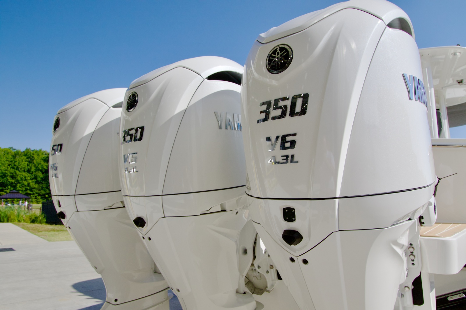 2027 Regulator 35