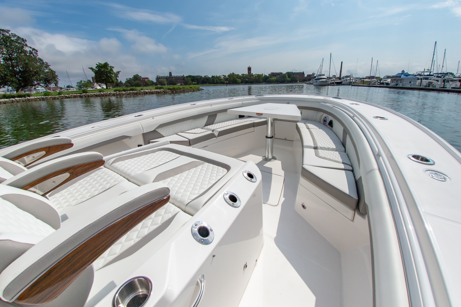 2027 Regulator 35