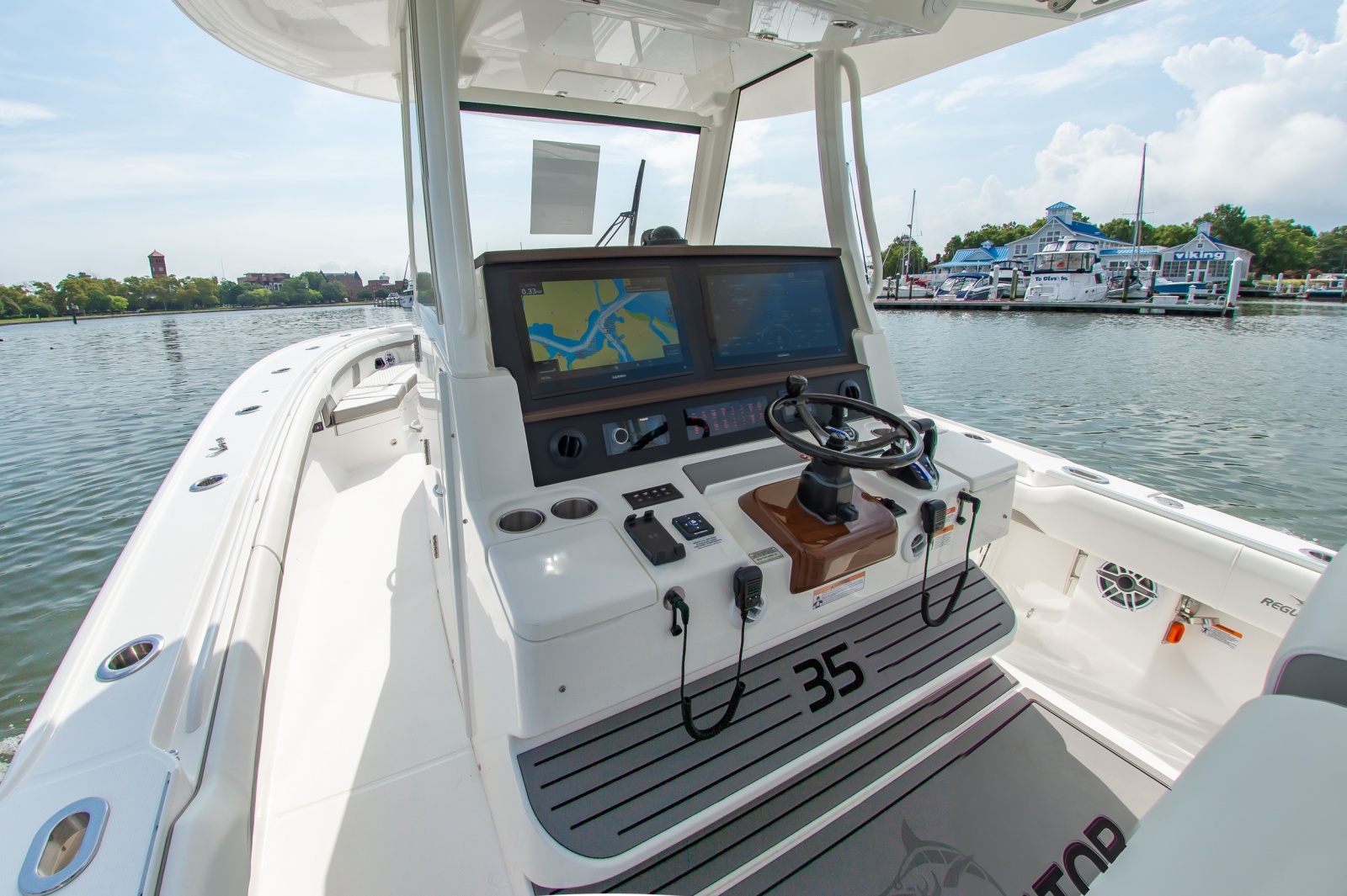 2027 Regulator 35