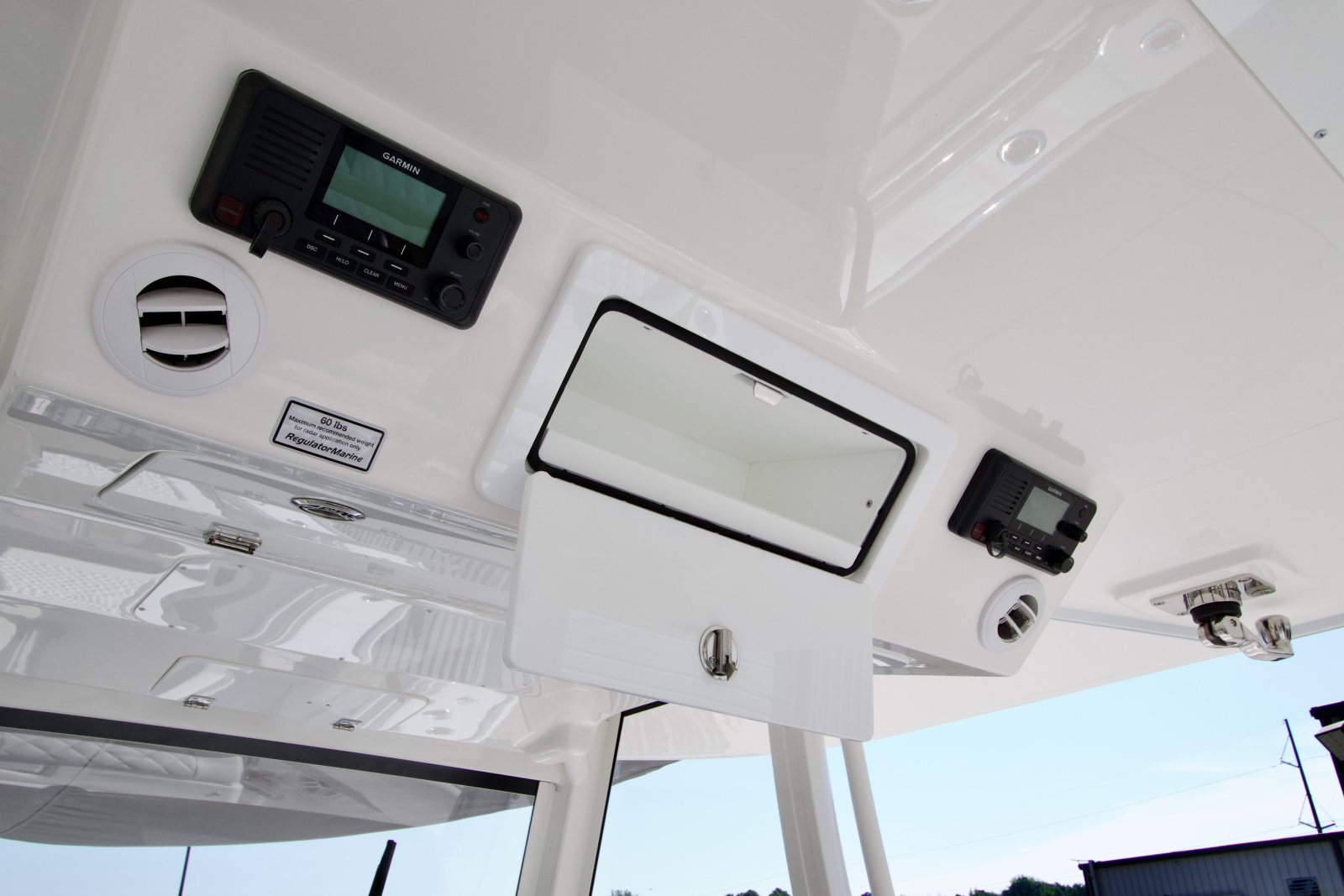 2027 Regulator 35