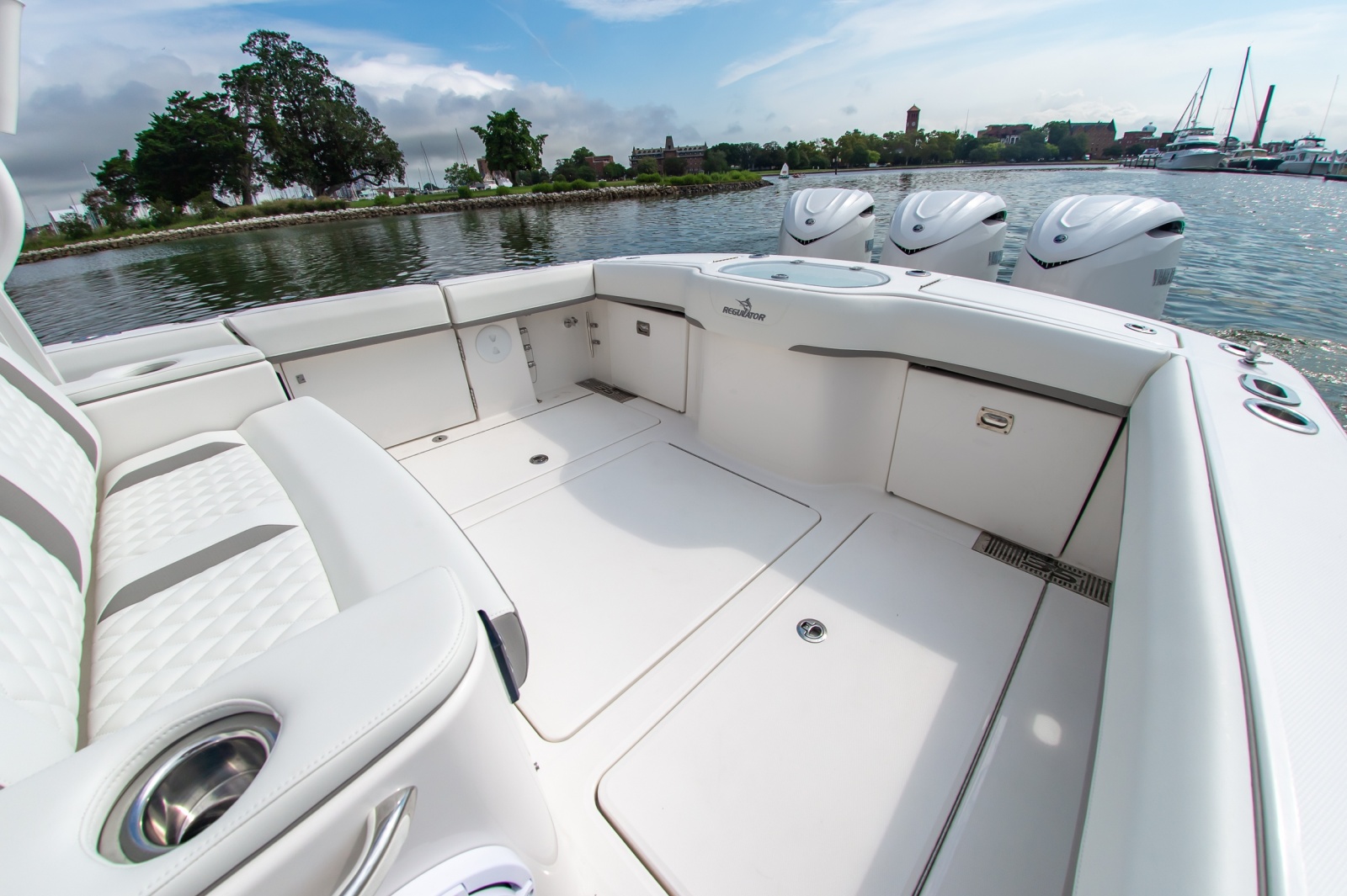 2027 Regulator 35