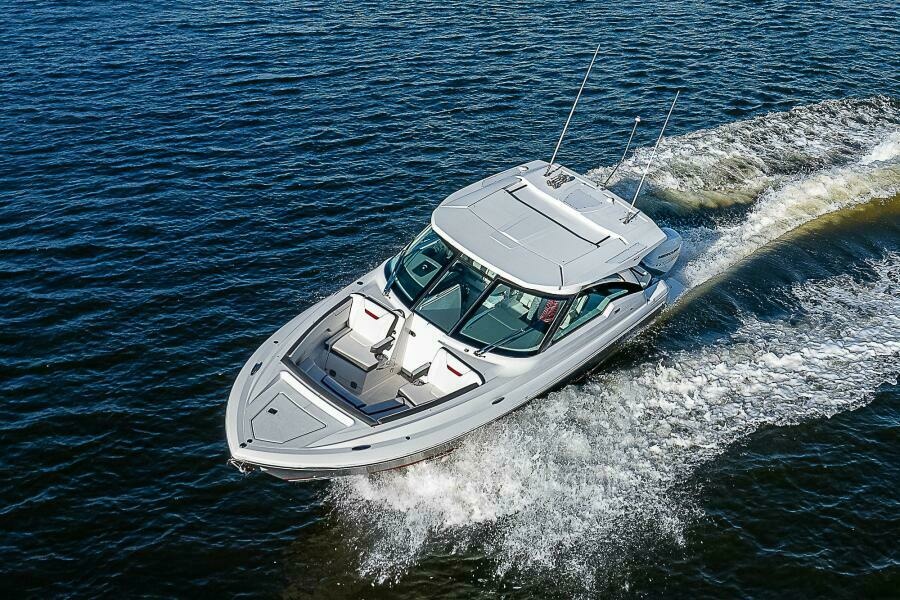 MULLIGAN 34ft Tiara Sport Yacht For Sale