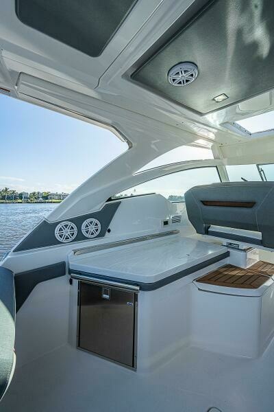 MULLIGAN 34ft Tiara Sport Yacht For Sale