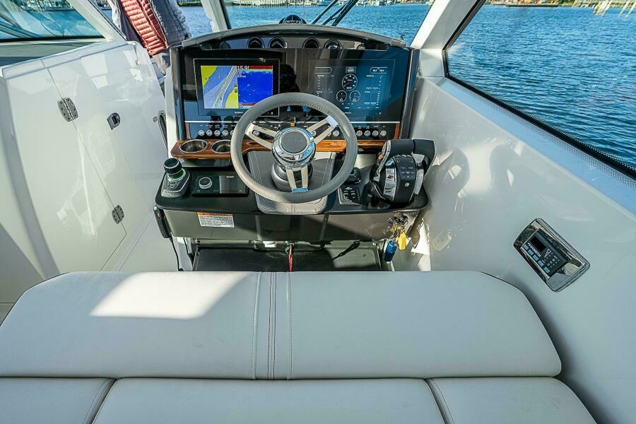 MULLIGAN 34ft Tiara Sport Yacht For Sale