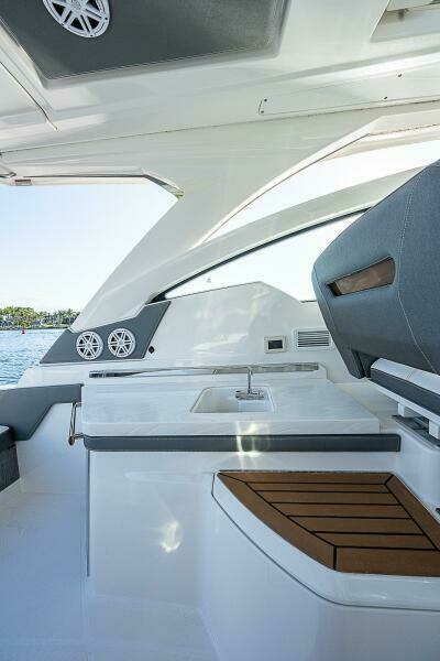 MULLIGAN 34ft Tiara Sport Yacht For Sale