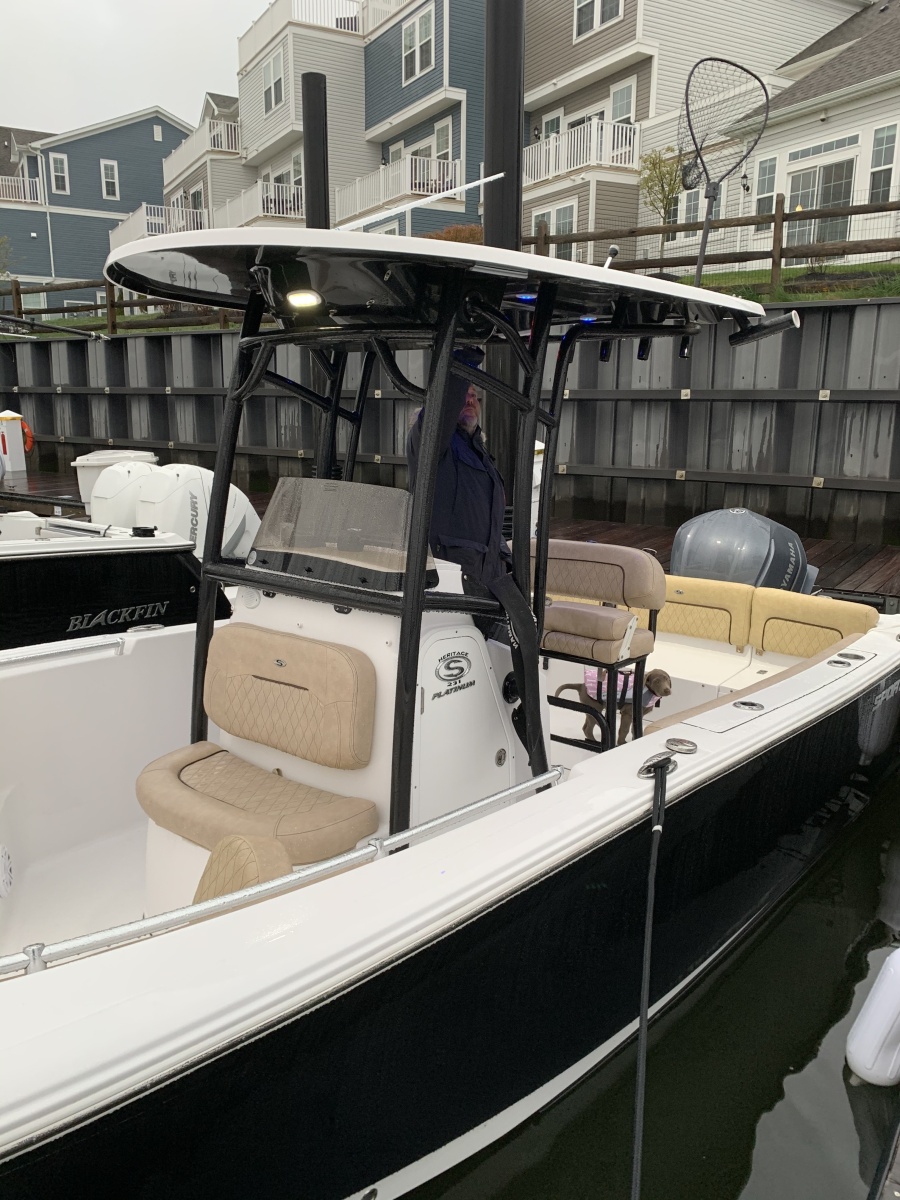 23' 2019 Sportsman Heritage 231 Center Console