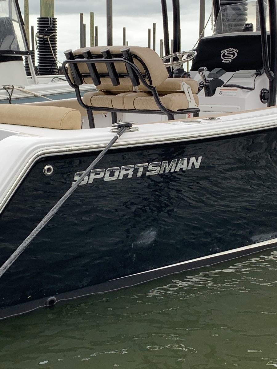 23' 2019 Sportsman Heritage 231 Center Console
