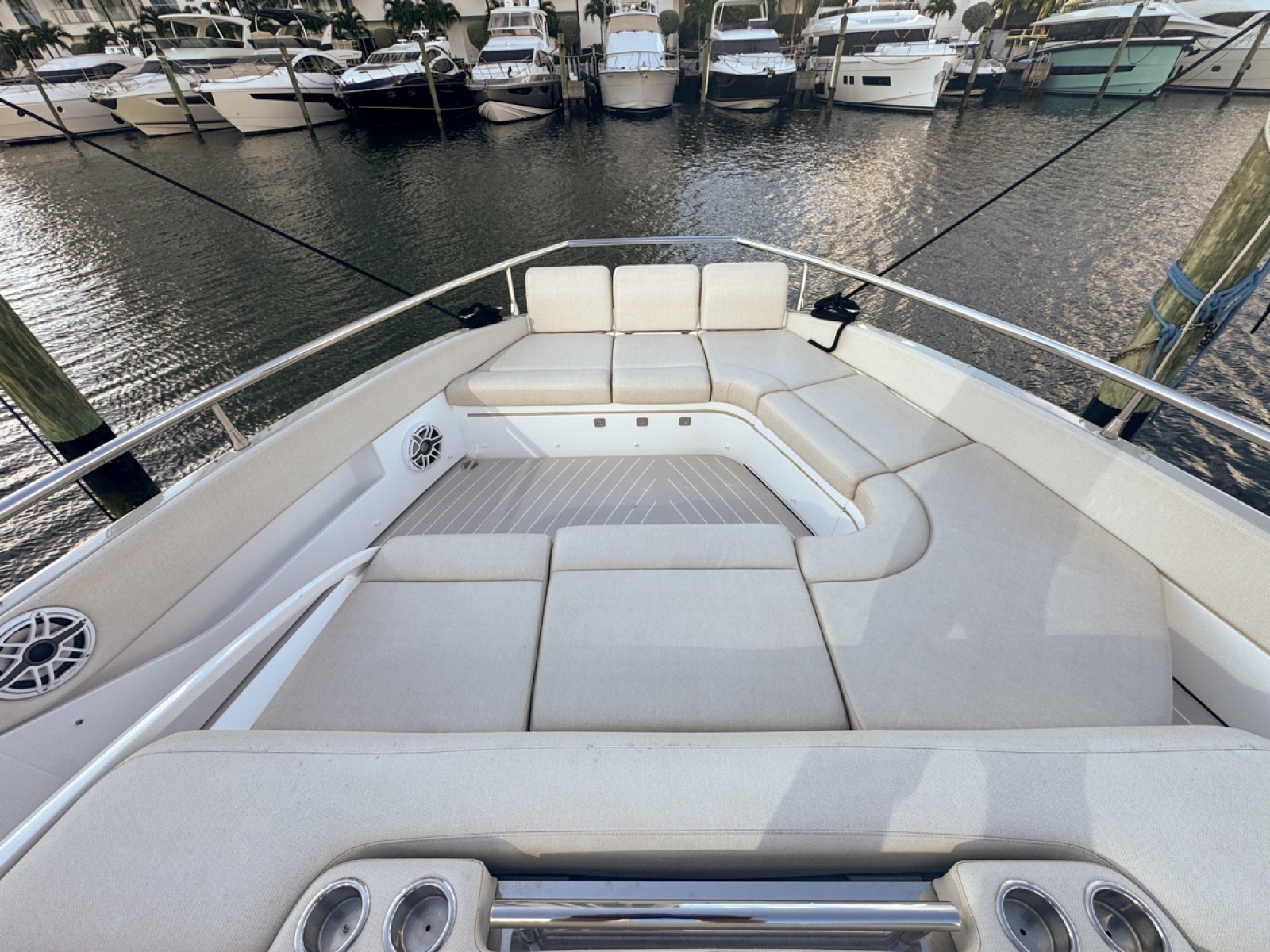 Chicken Money 47ft Azimut Yacht For Sale