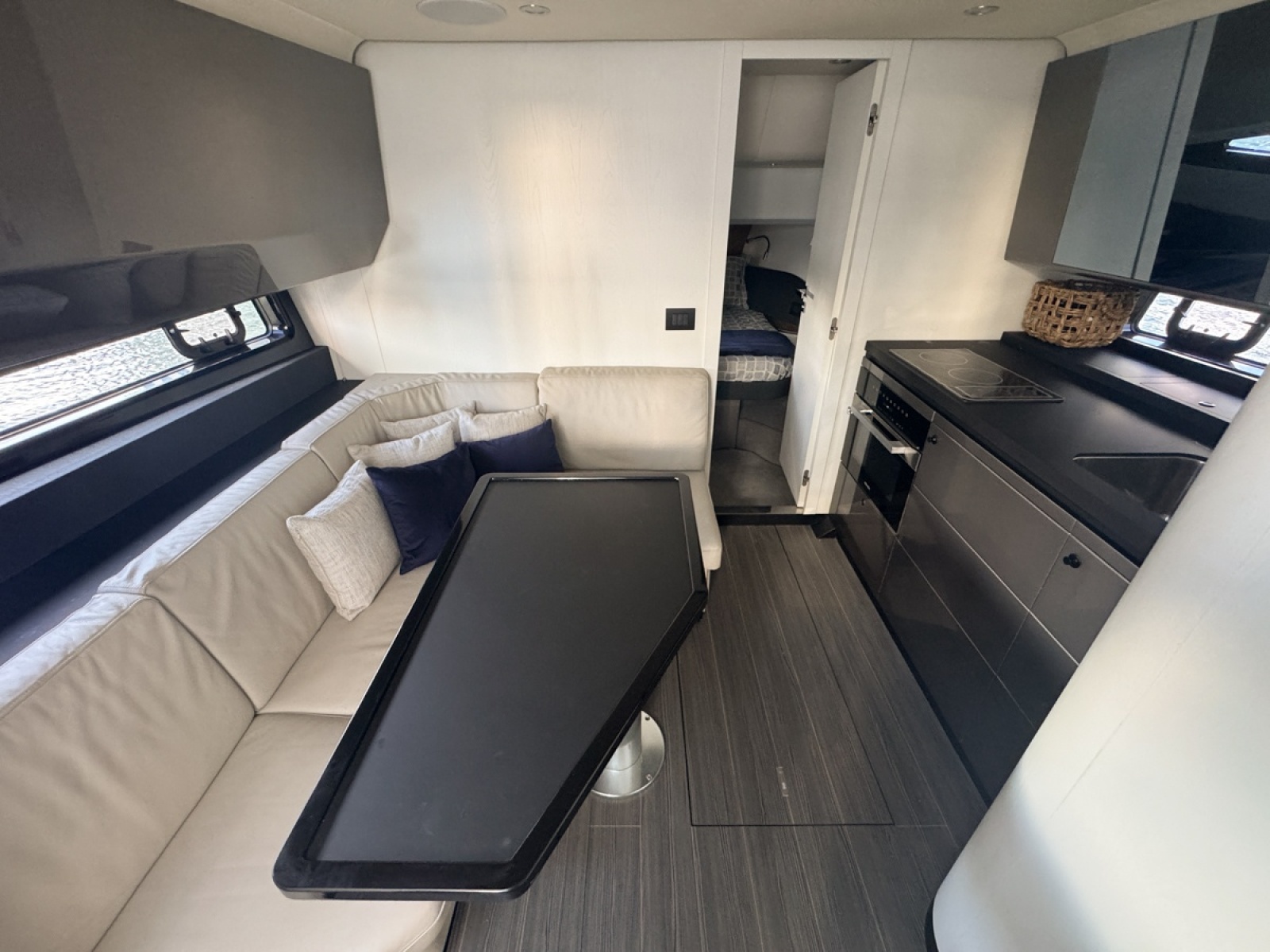 47' 2023 Azimut Verve 47