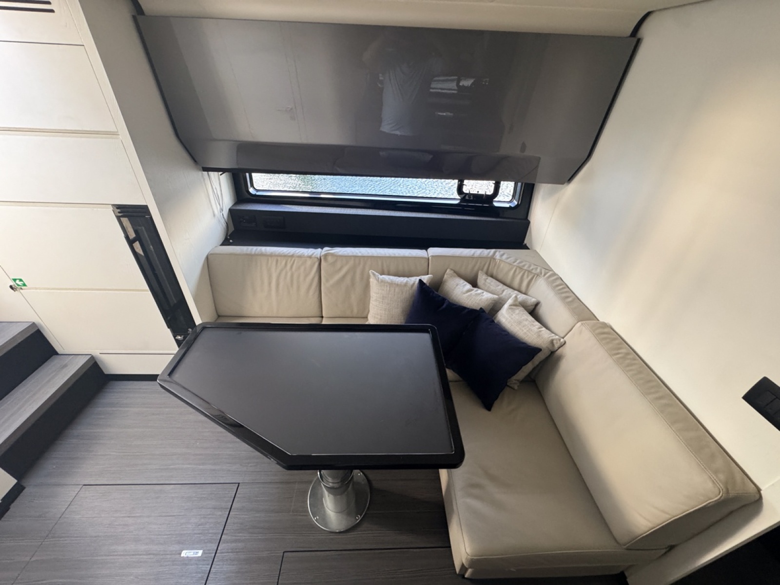 47' 2023 Azimut Verve 47