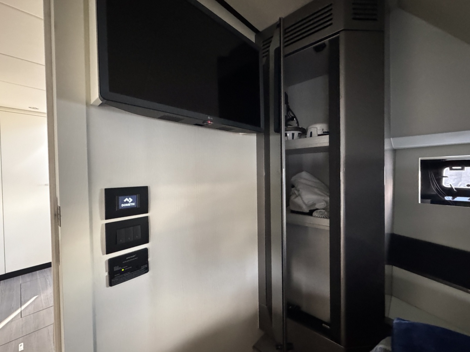 47' 2023 Azimut Verve 47