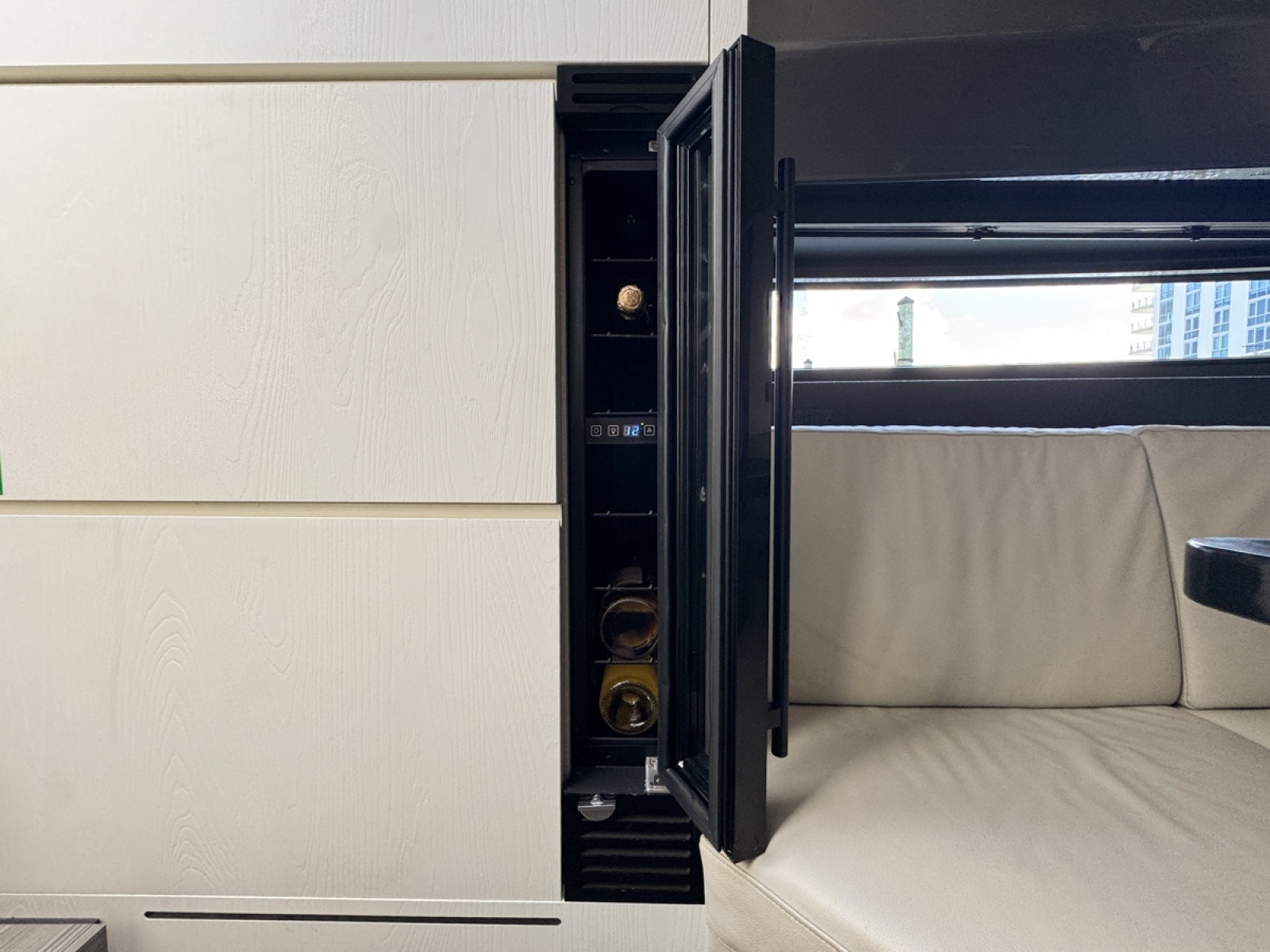 Chicken Money 47ft Azimut Yacht For Sale