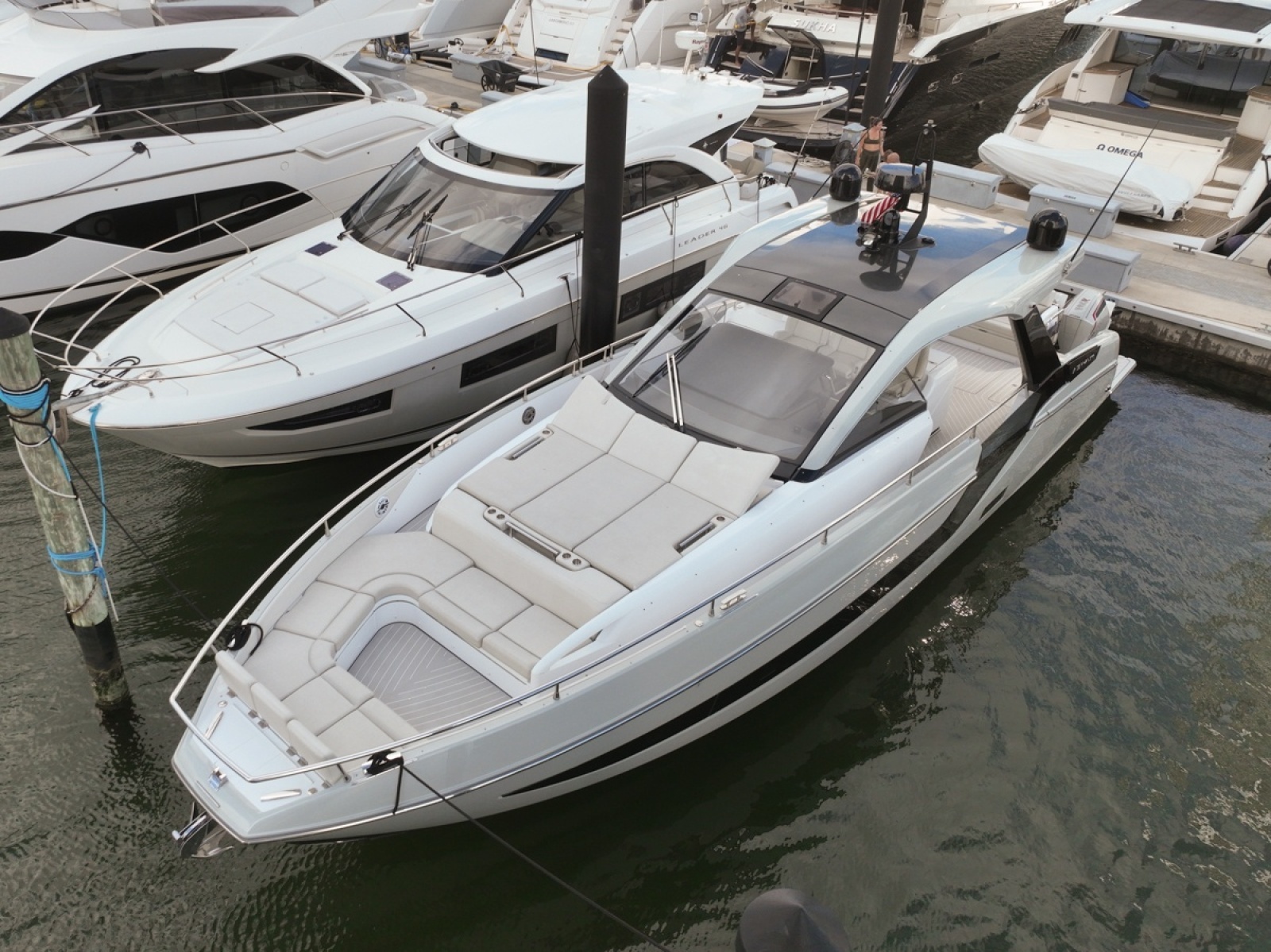 Chicken Money 47ft Azimut Yacht For Sale