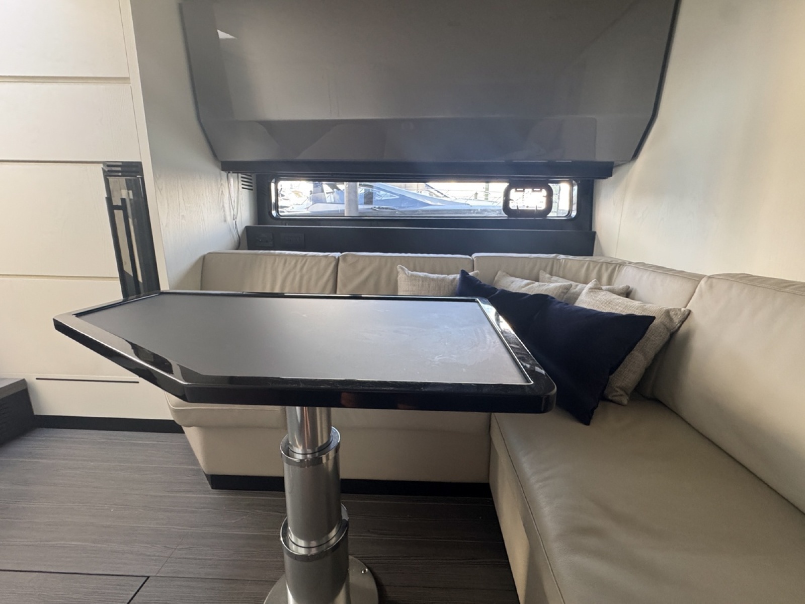 Chicken Money 47ft Azimut Yacht For Sale