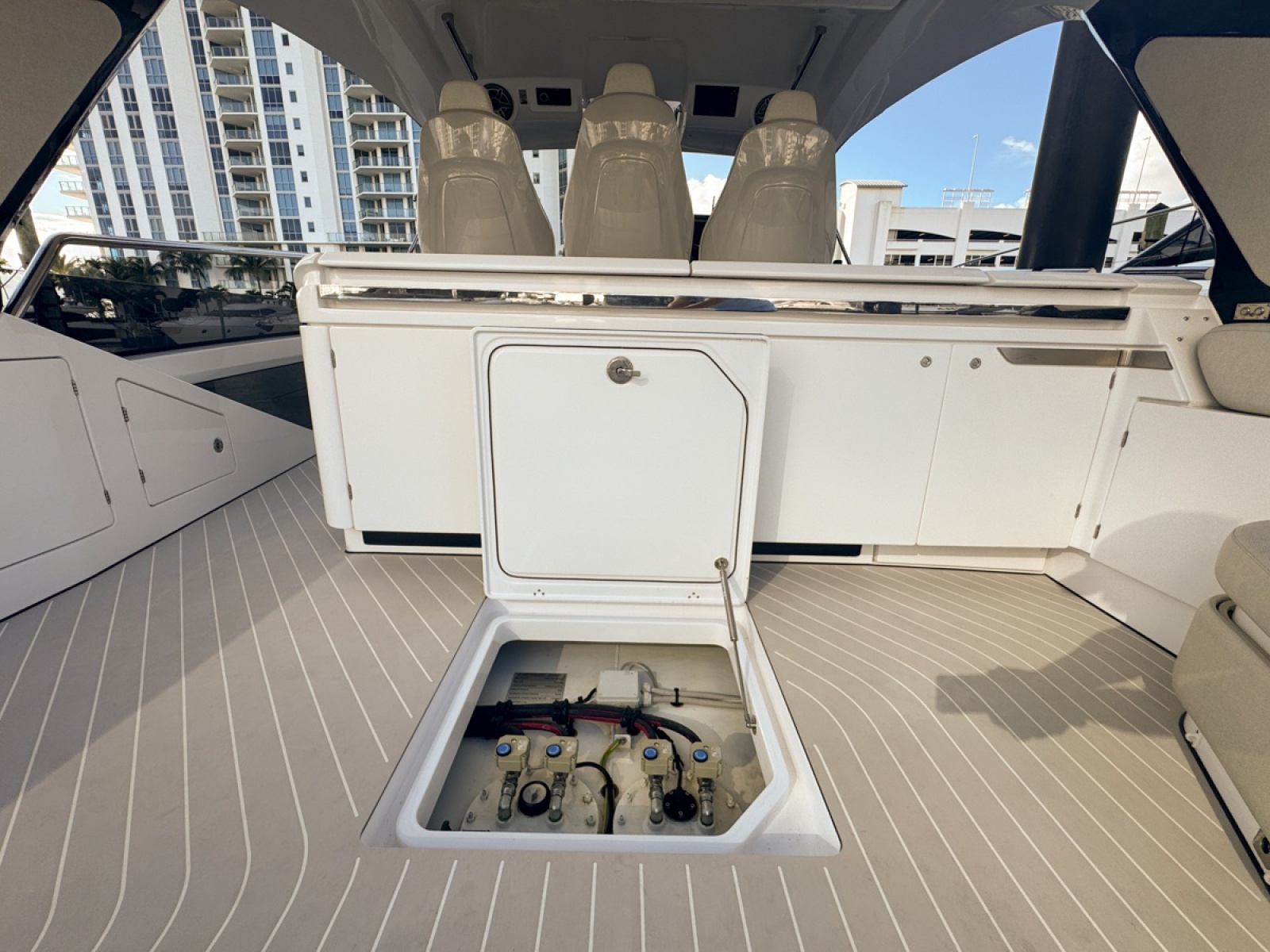 47' 2023 Azimut Verve 47