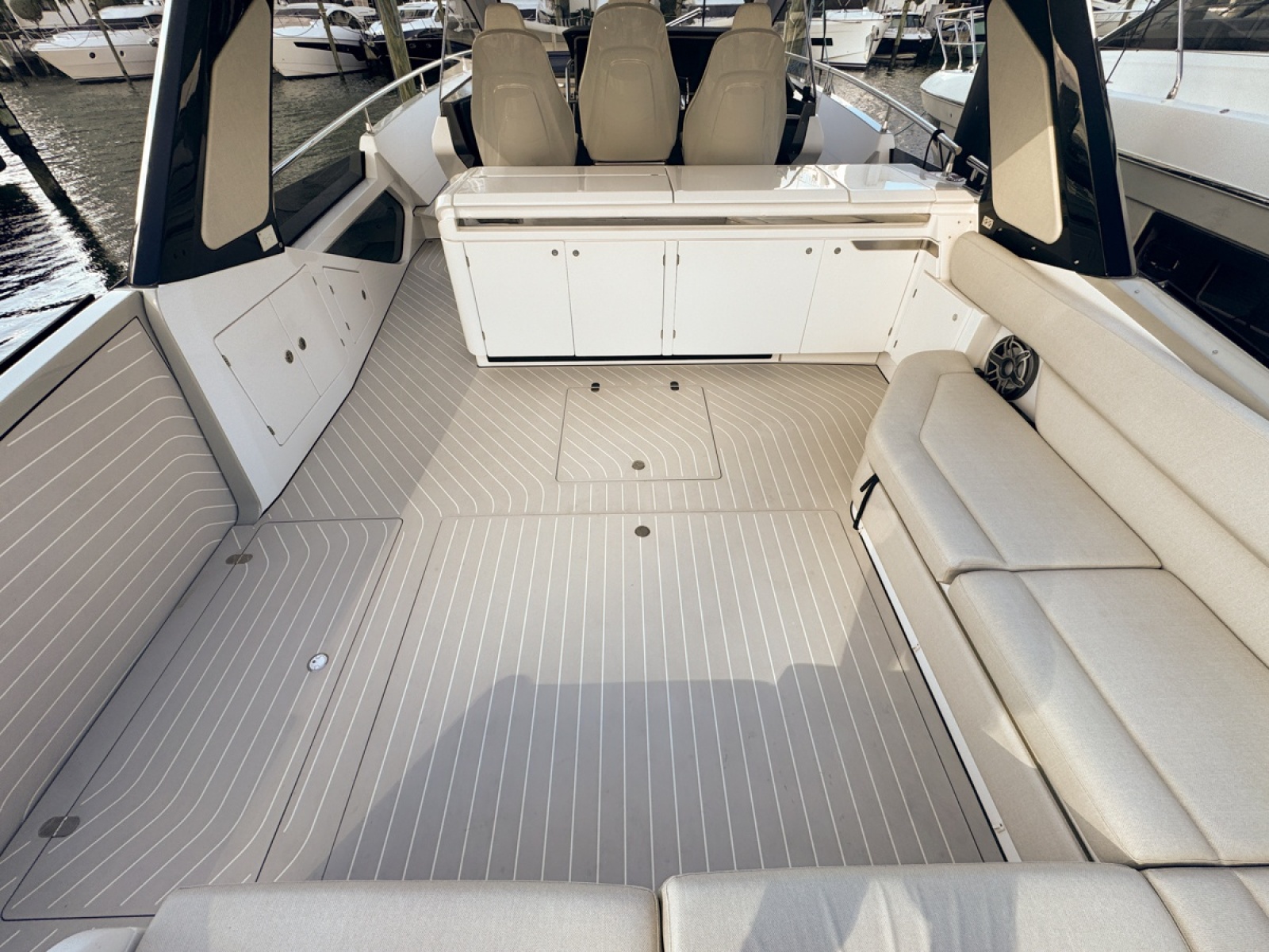 47' 2023 Azimut Verve 47