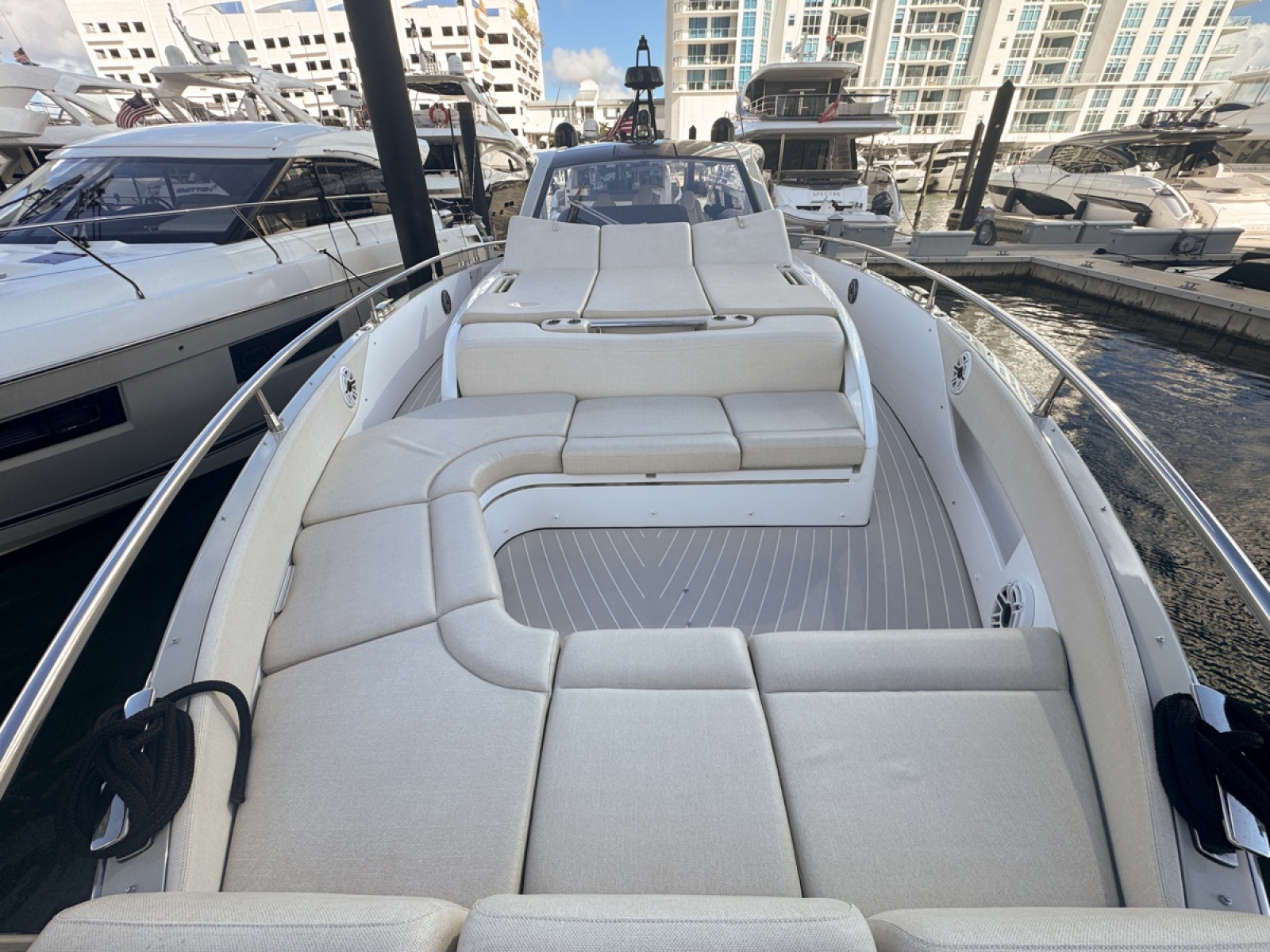 47' 2023 Azimut Verve 47
