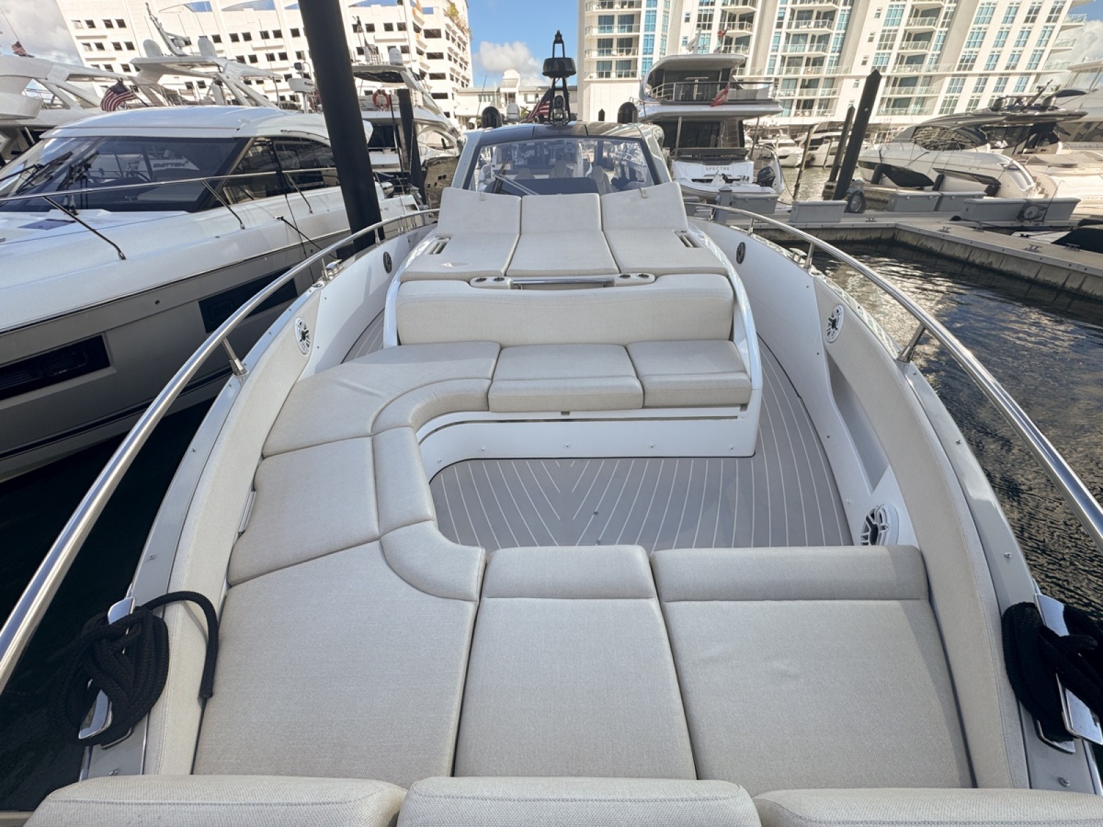 Chicken Money 47ft Azimut Yacht For Sale