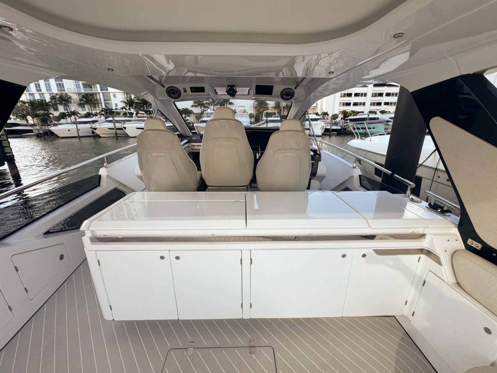 47' 2023 Azimut Verve 47