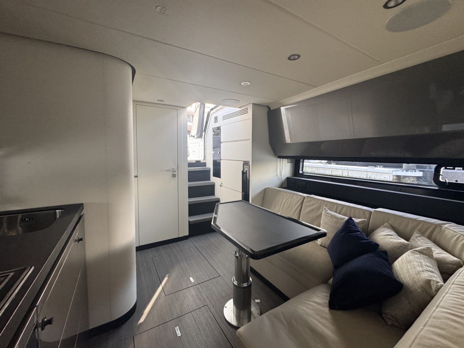 Chicken Money 47ft Azimut Yacht For Sale