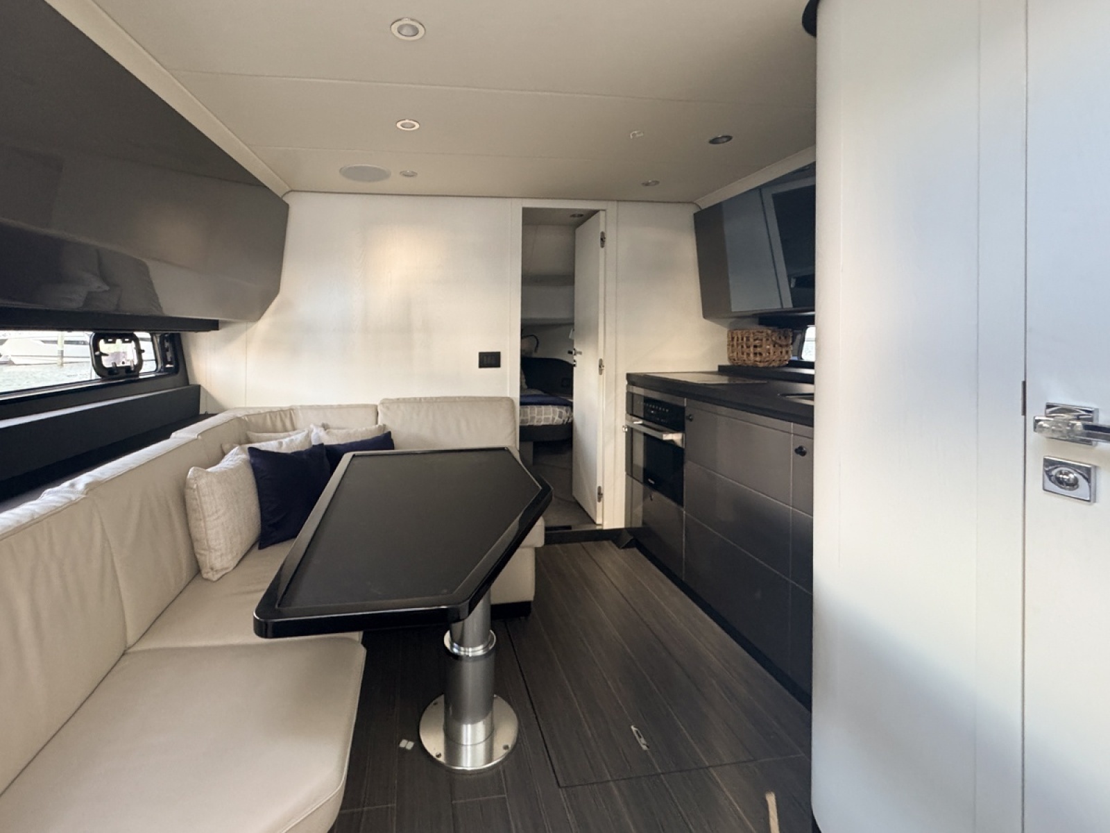 Chicken Money 47ft Azimut Yacht For Sale