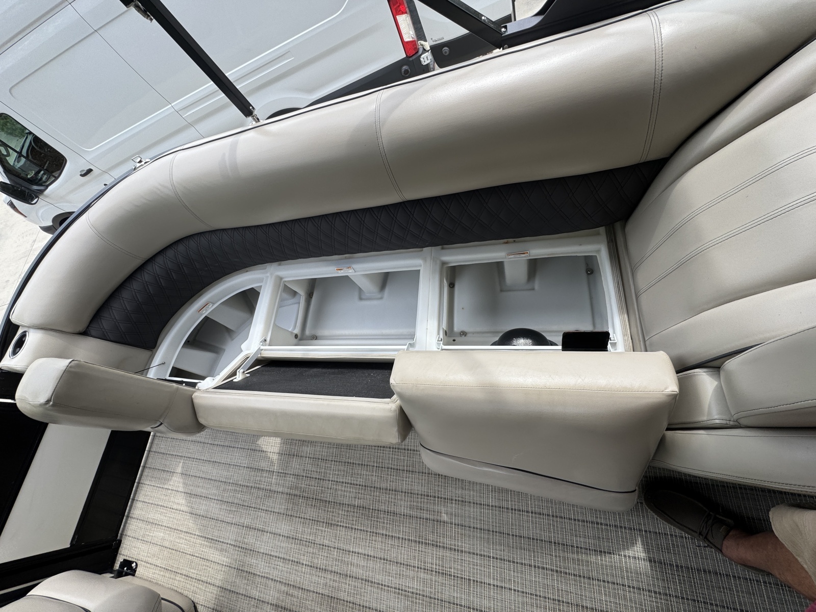 26ft Barletta Yacht For Sale