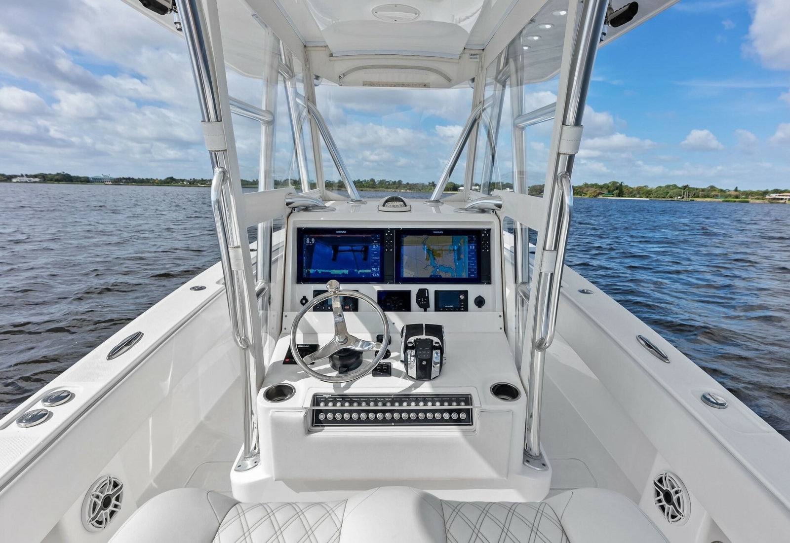 33' 2020 Invincible 33 Open Fisherman