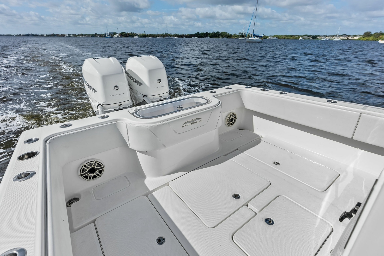 2020 Invincible 33 Open Fisherman