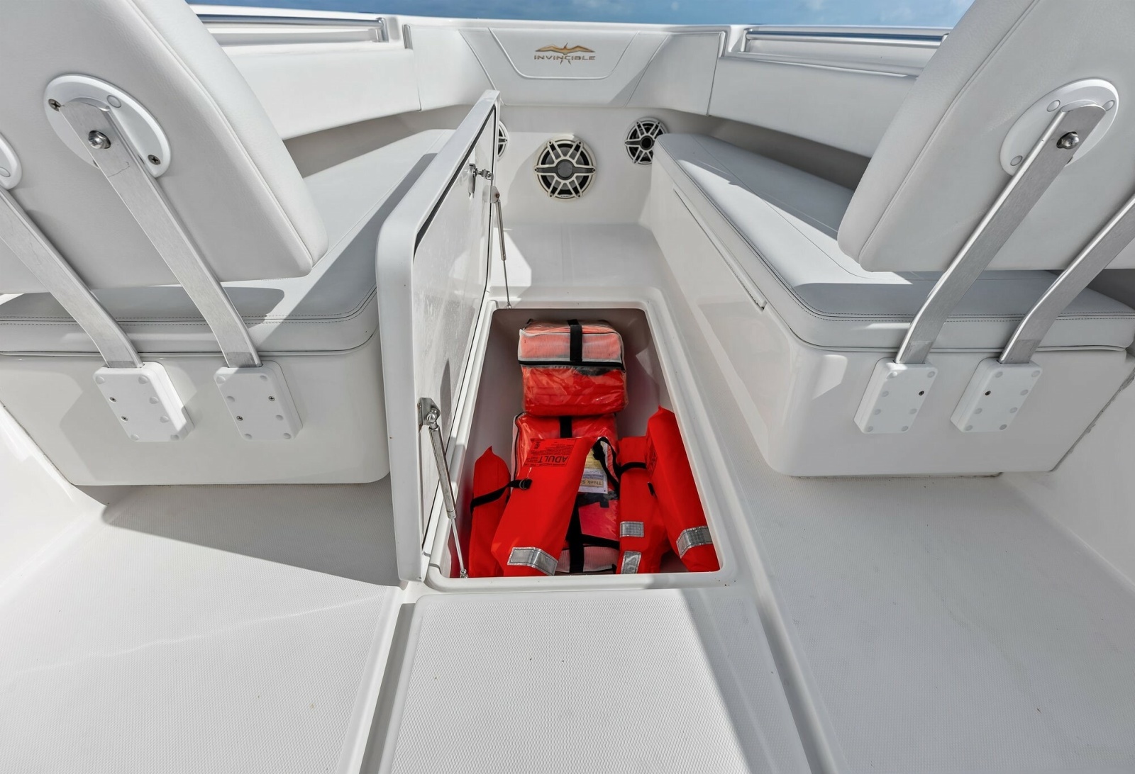 33' 2020 Invincible 33 Open Fisherman