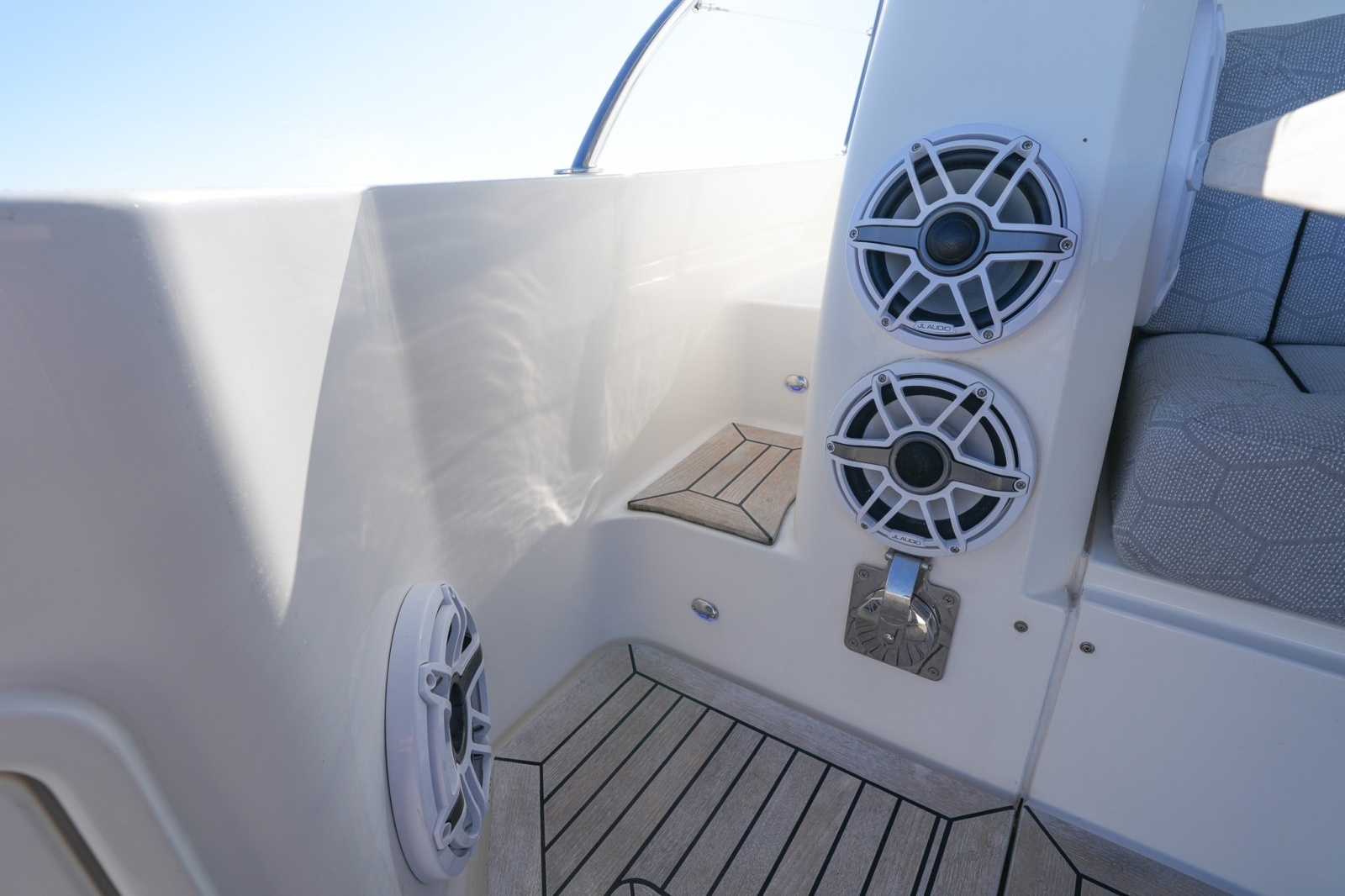 FRINGE BENEFIT IV 57ft Riviera Yacht For Sale