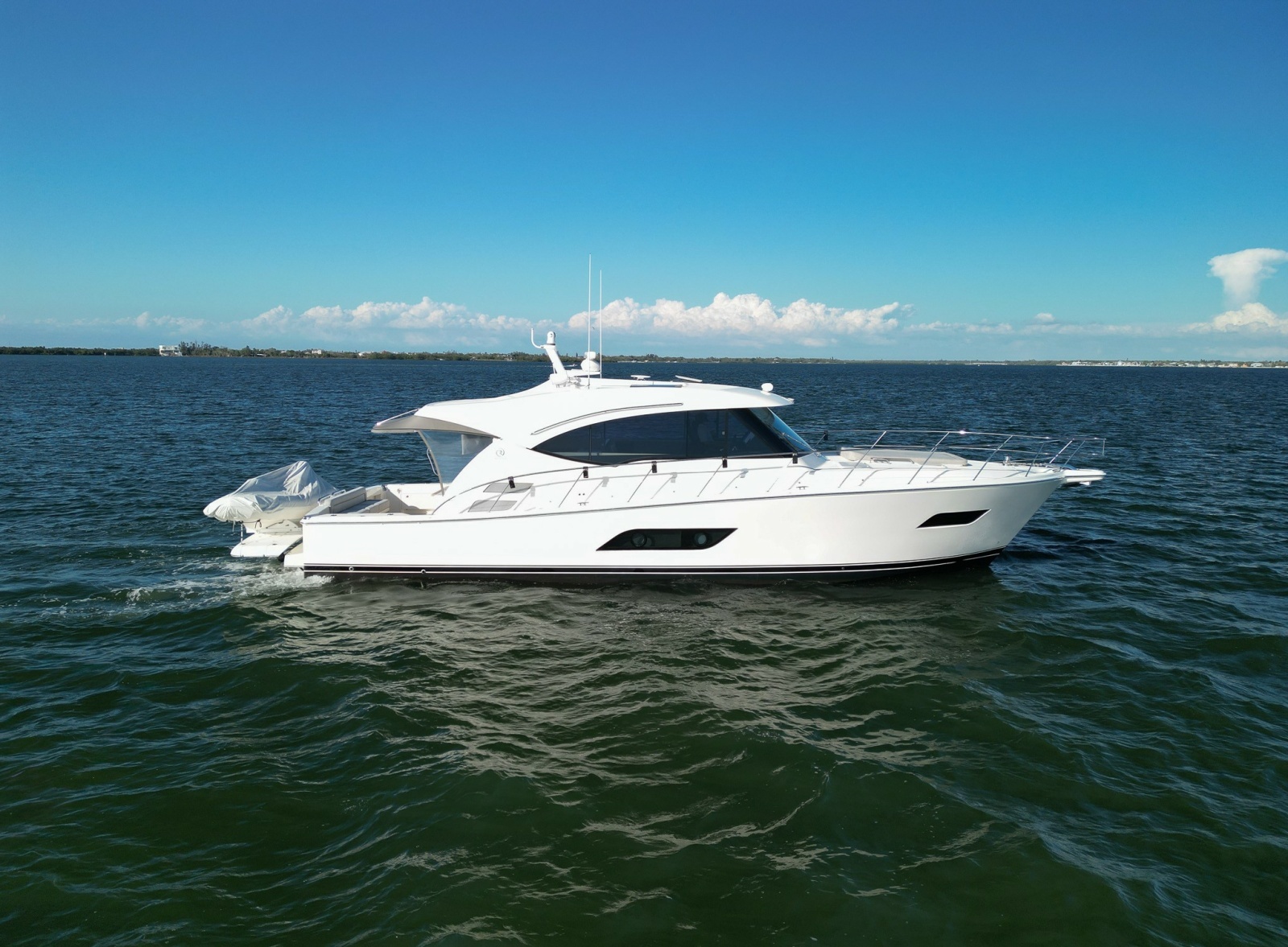 FRINGE BENEFIT IV 57ft Riviera Yacht For Sale