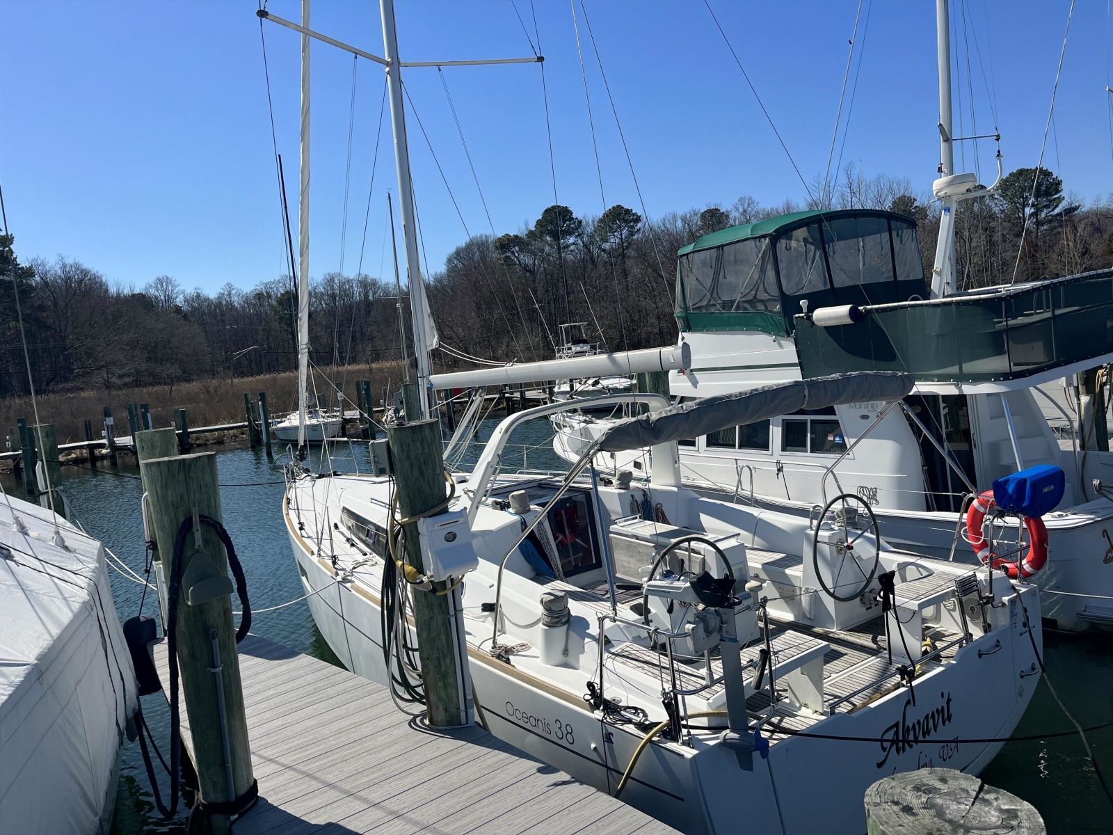 38' 2016 Beneteau 38.1