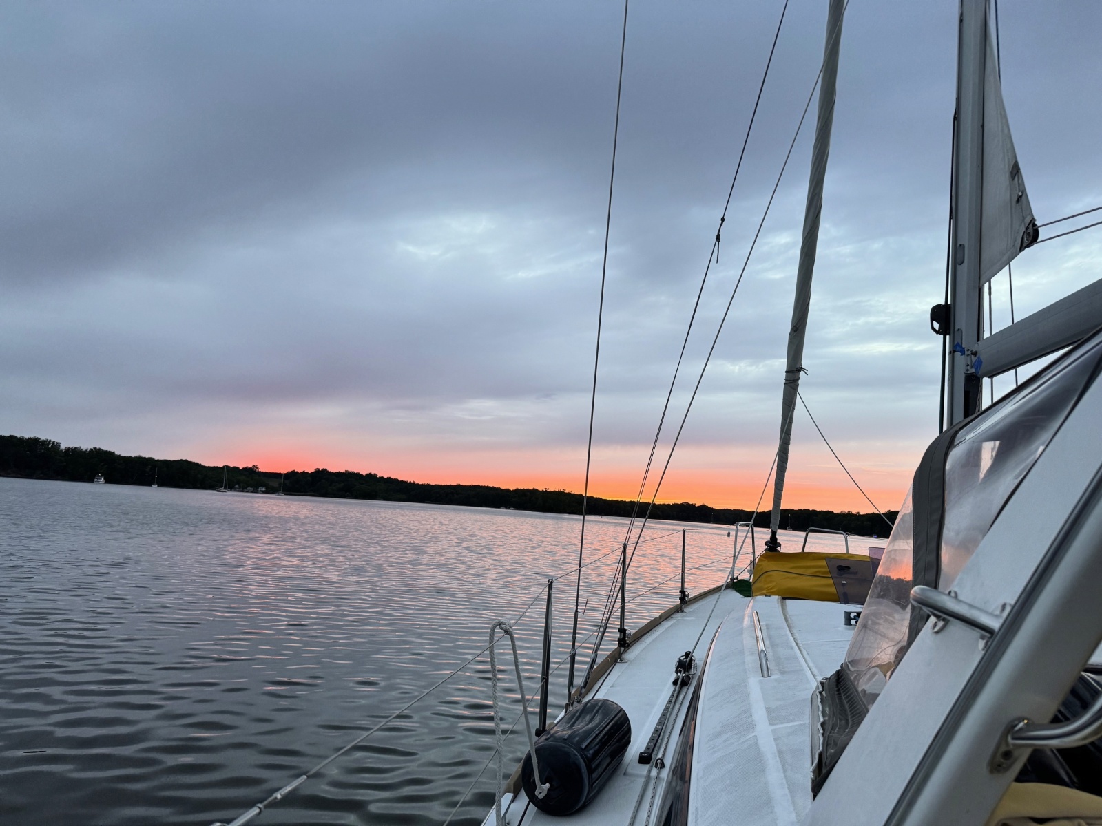 38' 2016 Beneteau 38.1