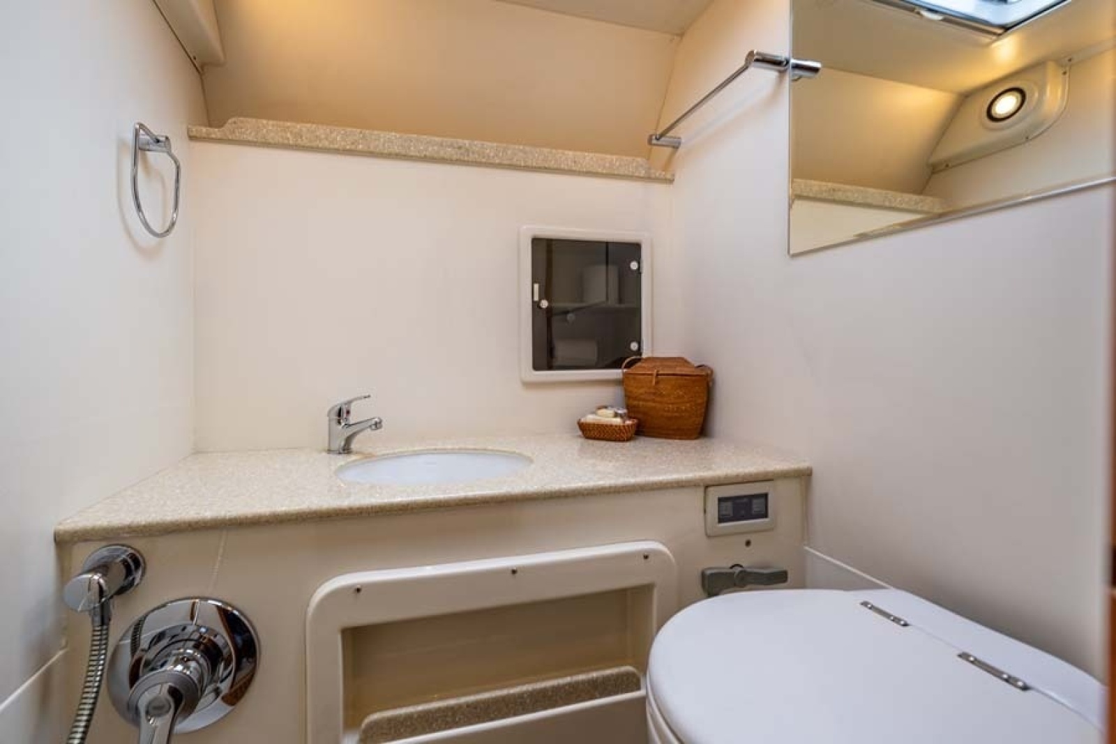 34' 2011 Fleming Corvette 340