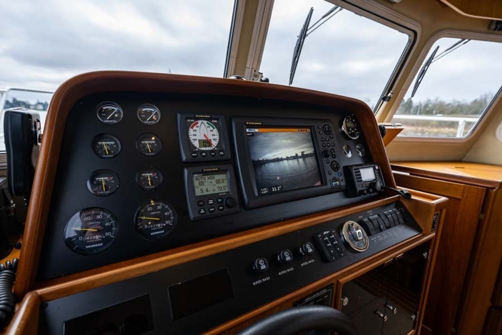 34' 2011 Fleming Corvette 340