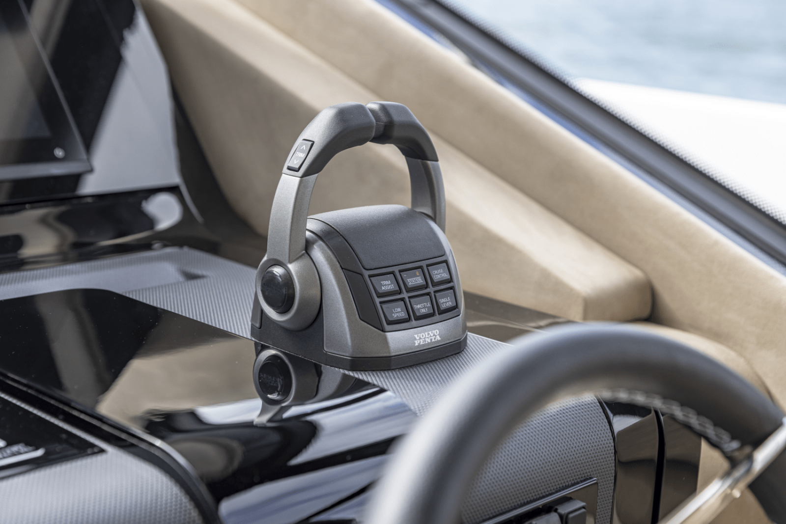 57ft Cruisers Yachts Yacht For Sale