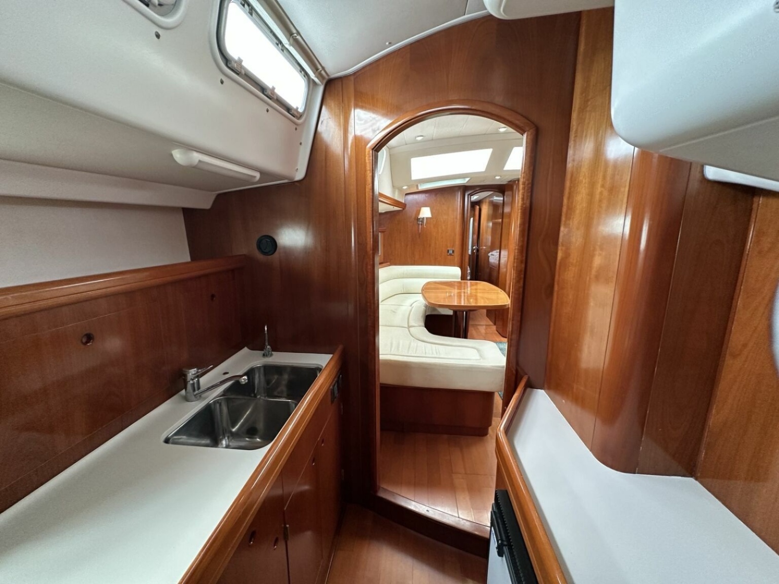 57' 2003 Beneteau 57