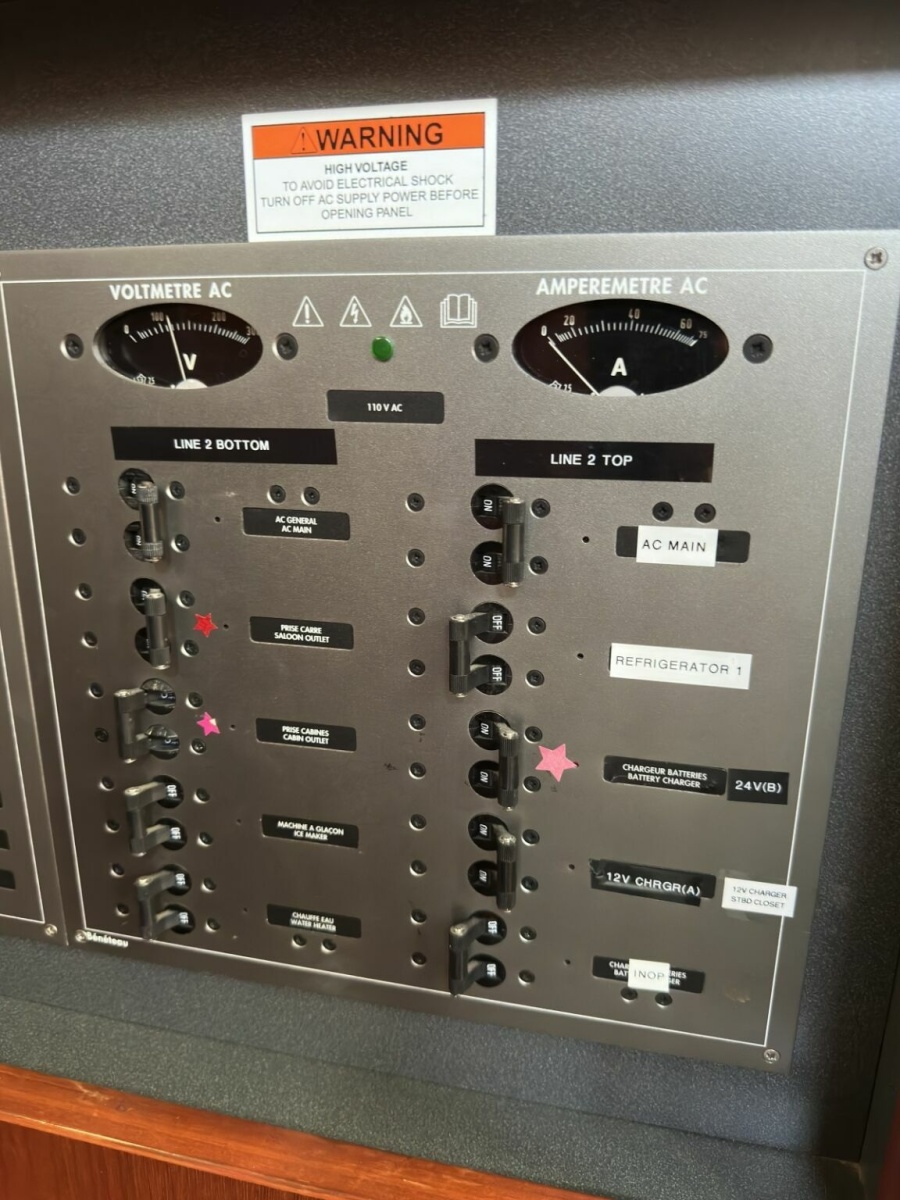 57' 2003 Beneteau 57