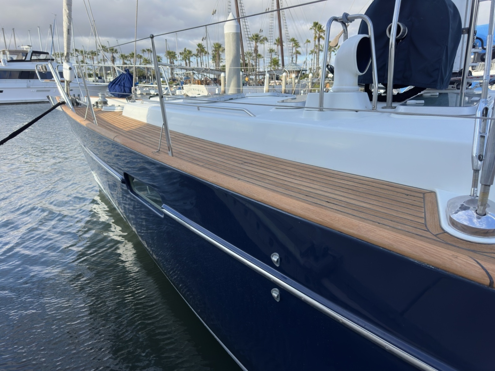 57' 2003 Beneteau 57